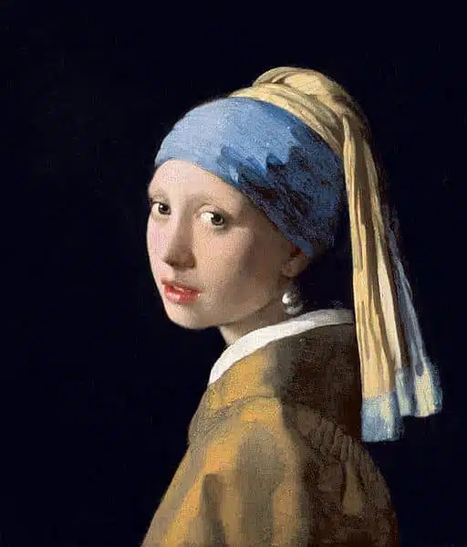 girl with a pearl earing