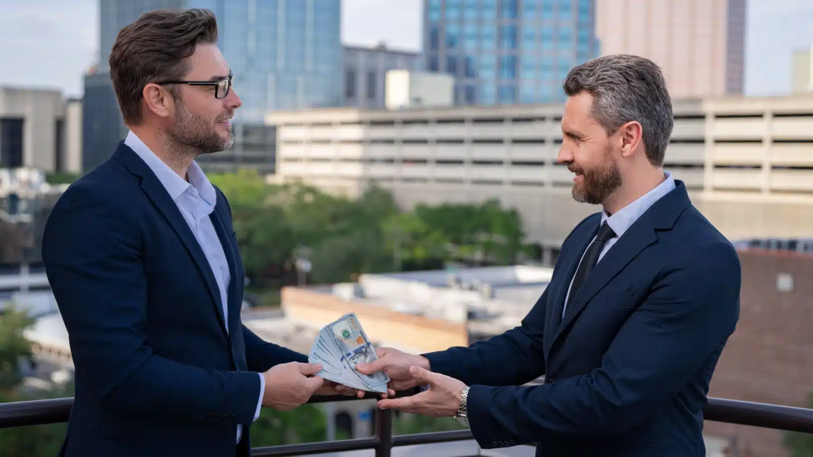 Investors lend each other money to represent peer-to-peer lending (or p2p lending).