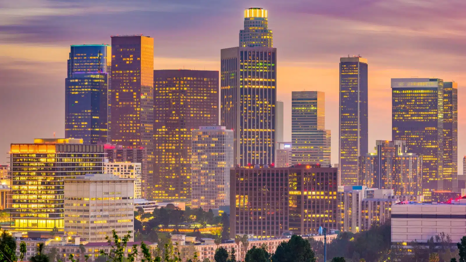 Los Angeles at dusk to represent the best things to do in Los Angeles.