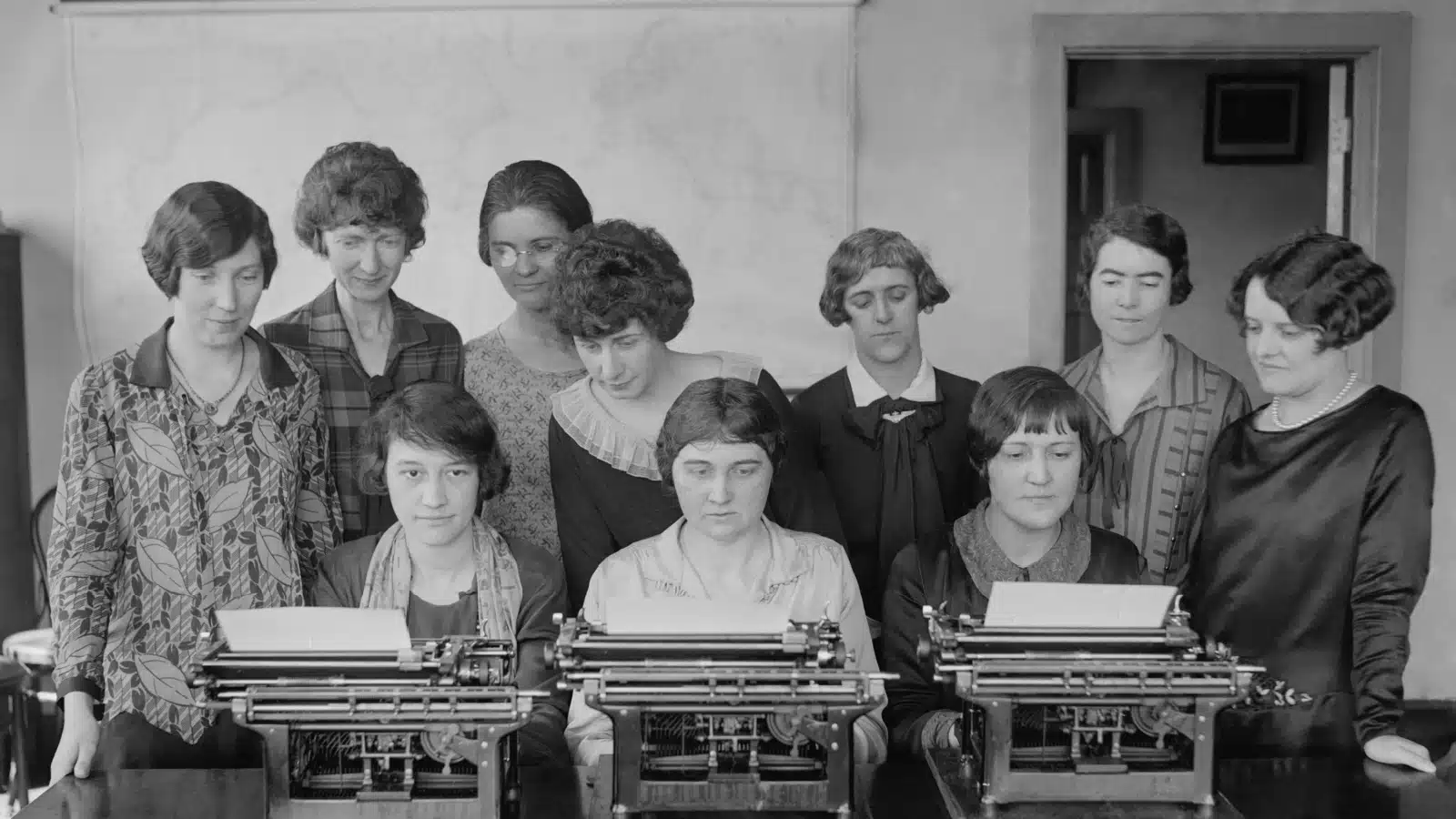 Young women workers at the Bureau of Aeronautics in a typewriting contest. April 15, 1926.