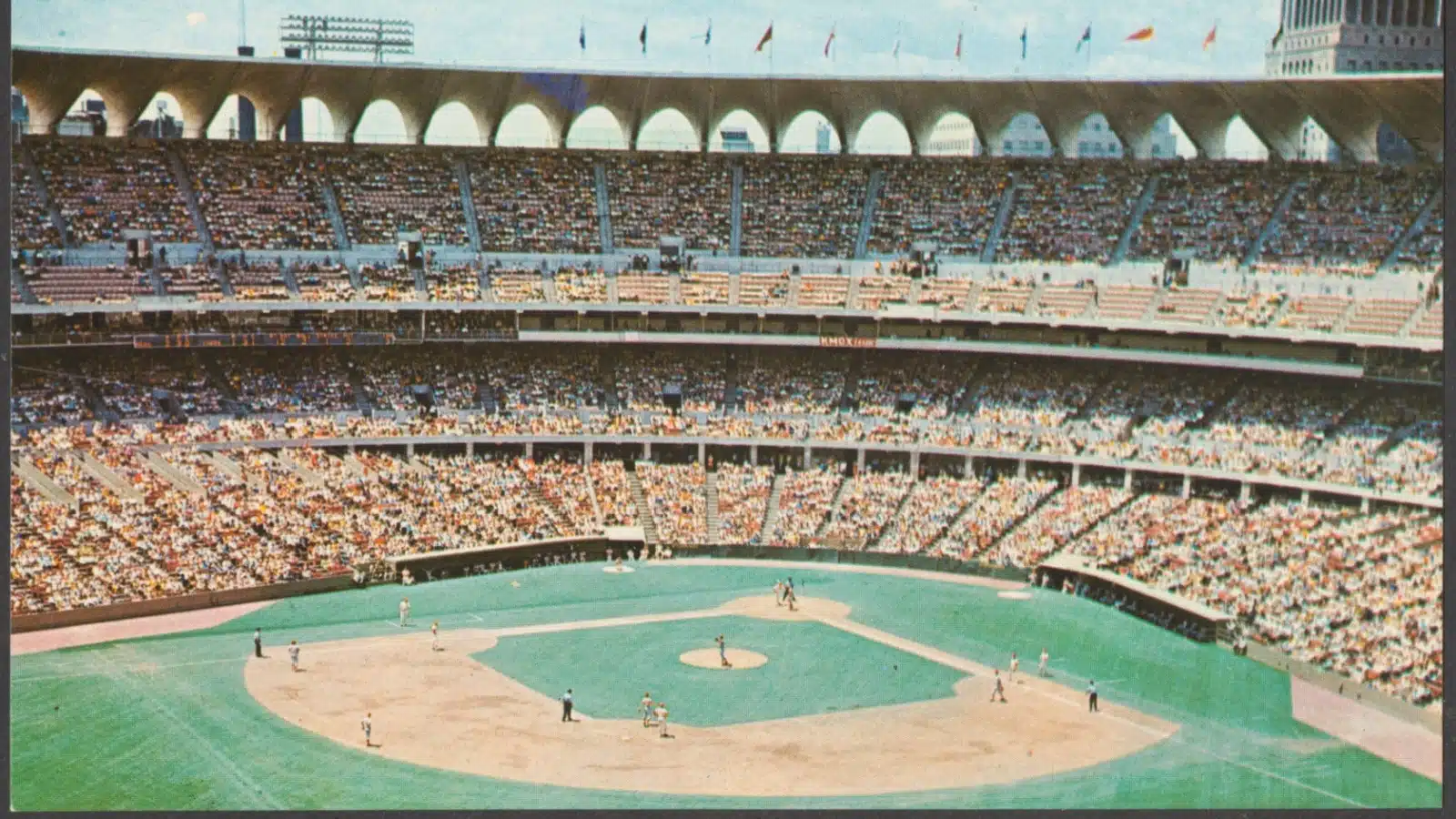 Vintage looking photo of a baseball game at the stadium.